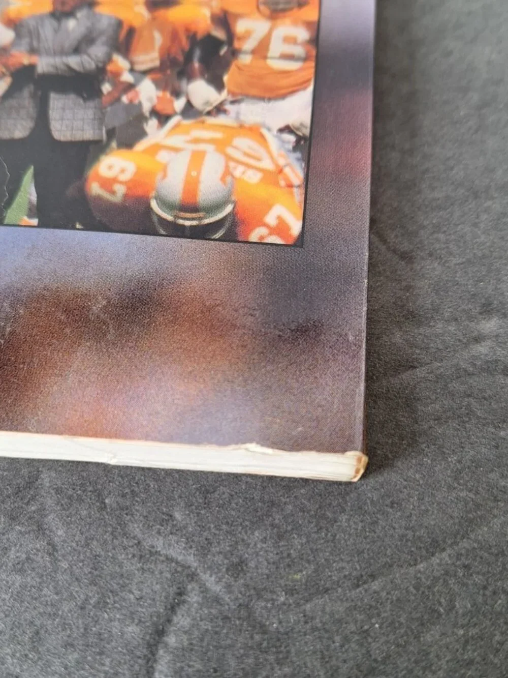 1987 University of Tennessee Volunteers Football Media Guide/Program - Picture 8 of 12